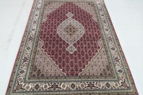 Mahi-Tabriz-design.-2.40-x-1.70